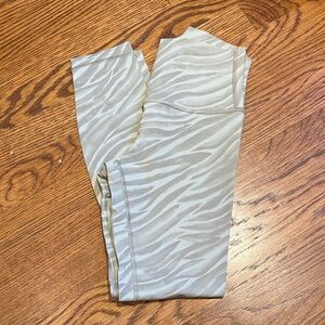 lululemon athletica Align green Zebra Print Leggings